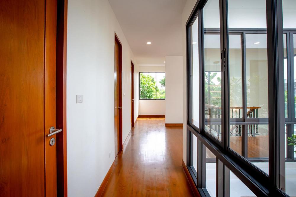 บ้านสวยสไตล์นอร์ดิกฝาแฝดสองชั้น รูปที่ 38