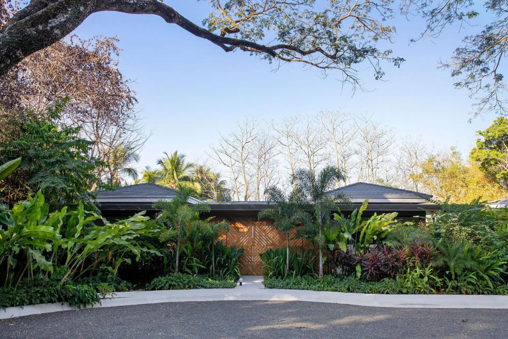 ไอเดียบ้านพักตากอากาศ ร่ายล้อมด้วยต้นไม้ มีสระว่ายน้ำพักตากอากาศวิลล่า รูปที่ 7