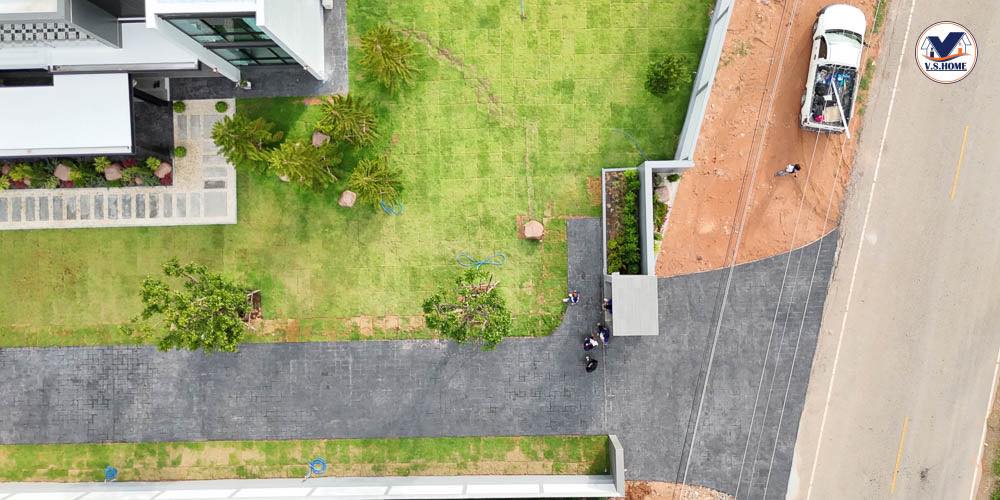 บ้านสไตล์โมเดิร์น 2 ชั้น บริเวณกว้าง แต่งบ้านแต่งสวนน่าอยู่มาก รูปที่ 12