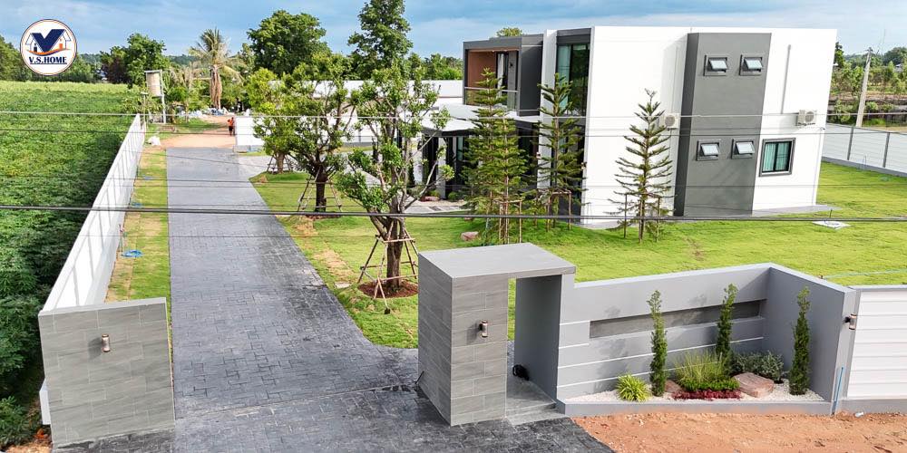 บ้านสไตล์โมเดิร์น 2 ชั้น บริเวณกว้าง แต่งบ้านแต่งสวนน่าอยู่มาก รูปที่ 17