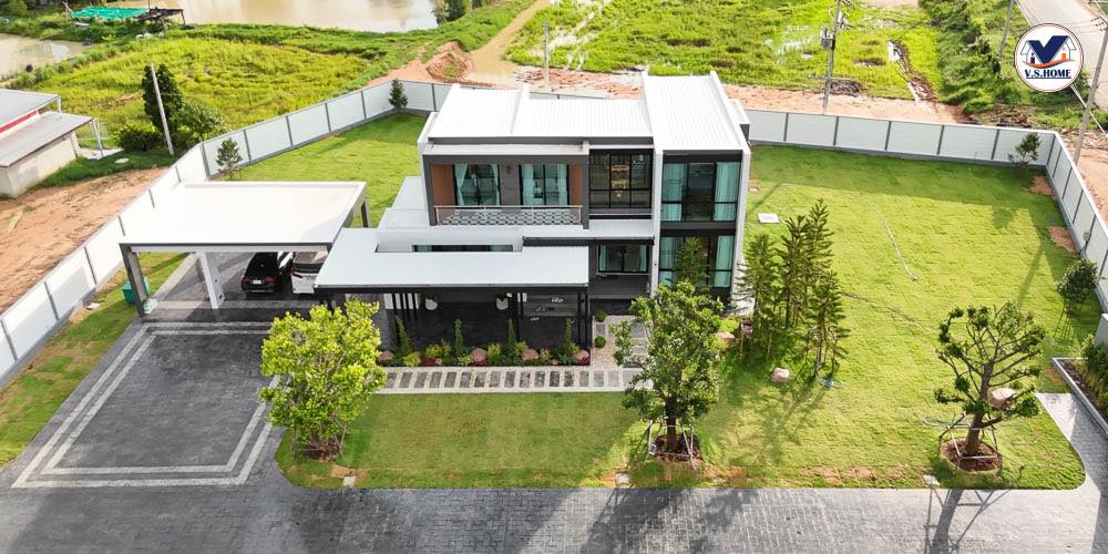 บ้านสไตล์โมเดิร์น 2 ชั้น บริเวณกว้าง แต่งบ้านแต่งสวนน่าอยู่มาก รูปที่ 7