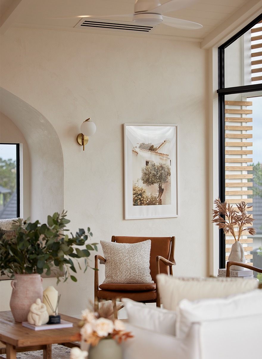 ไอเดียบ้านสไตล์มินิมอลต่างชาติยกพื้นสูง โทนขาวน้ำตาลอ่อนละมุนมินิมอลมาก รูปที่ 13