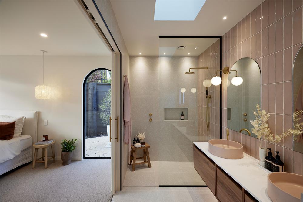 ไอเดียบ้านสไตล์มินิมอลต่างชาติยกพื้นสูง โทนขาวน้ำตาลอ่อนละมุนมินิมอลมาก รูปที่ 15