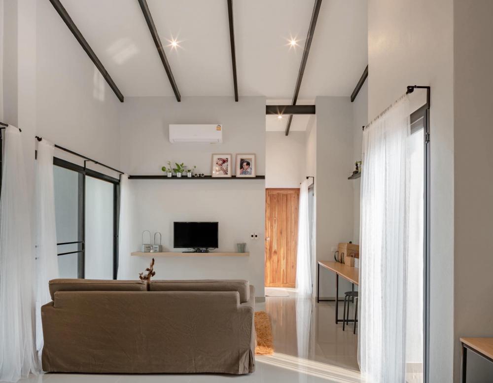 บ้านปูนชั้นเดียวกลางสวนมะพร้าว ออกแบบได้น่าอยู่และลงตัว รูปที่ 14