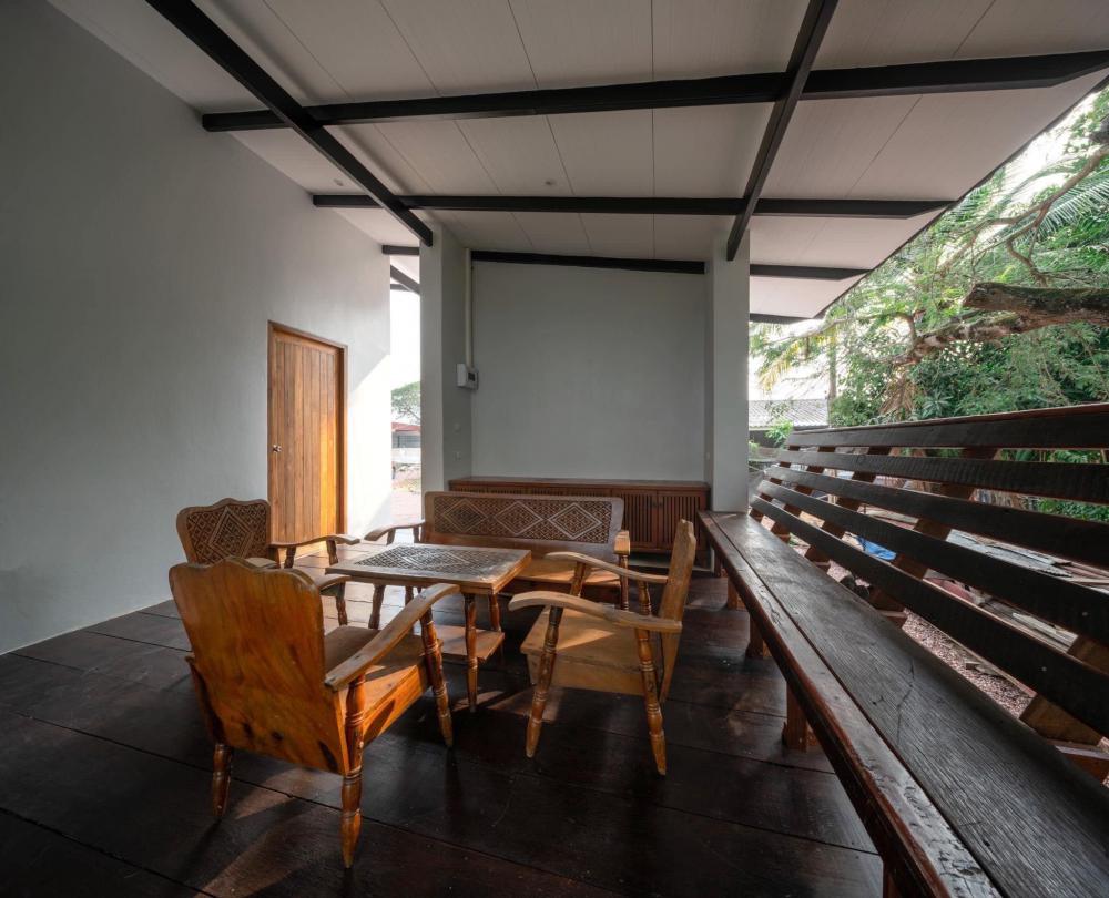 บ้านปูนชั้นเดียวกลางสวนมะพร้าว ออกแบบได้น่าอยู่และลงตัว รูปที่ 7