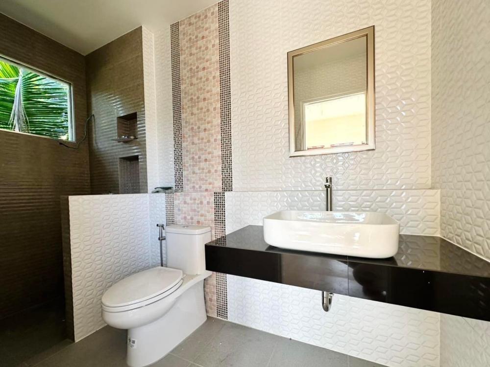 บ้านทรงปั้นหยาตกแต่งแบบมินิมอล ขนาด 3 ห้องนอน 2 ห้องน้ำ รูปที่ 12