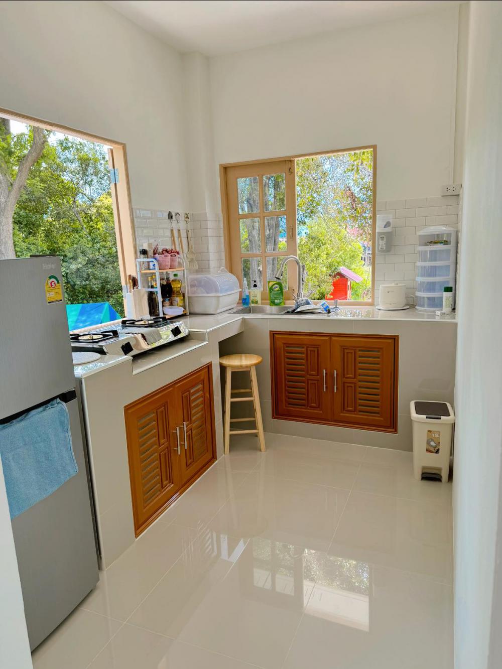 ไอเดียบ้านมินิมอล 2 ชั้นขนาดเล็ก ด้านล่างโถง รูปที่ 5