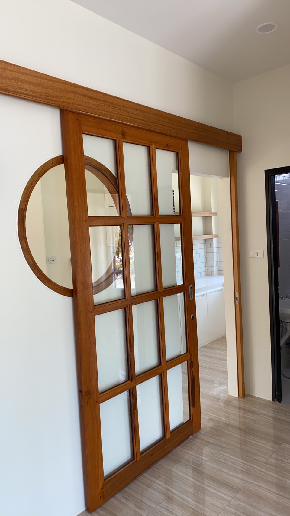 ไอเดียบ้านมินิมอลมูจิ 3 ห้องนอน 2 ห้องน้ำ 1 ห้องโถง มีดาดฟ้า รูปที่ 22