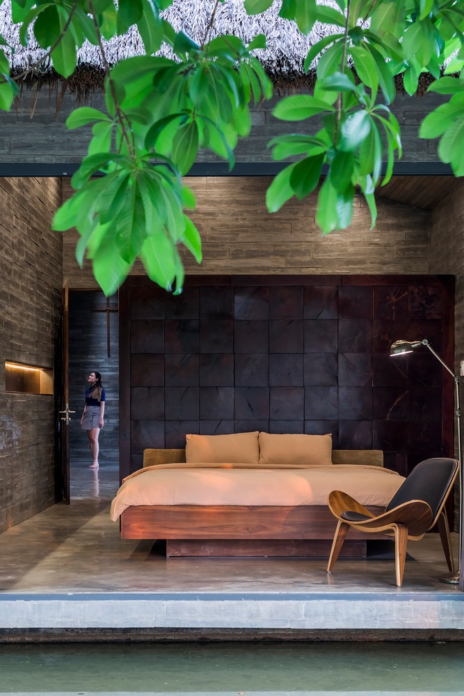 ไอเดียบ้านมีน้ำล้อมรอบไว้เลี้ยงปลาสวยงาม ร่มรื่นเย็นสบาย รูปที่ 17