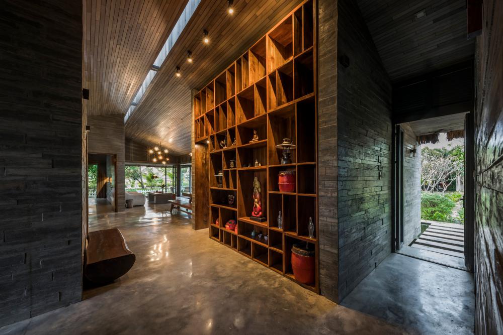 ไอเดียบ้านมีน้ำล้อมรอบไว้เลี้ยงปลาสวยงาม ร่มรื่นเย็นสบาย รูปที่ 4