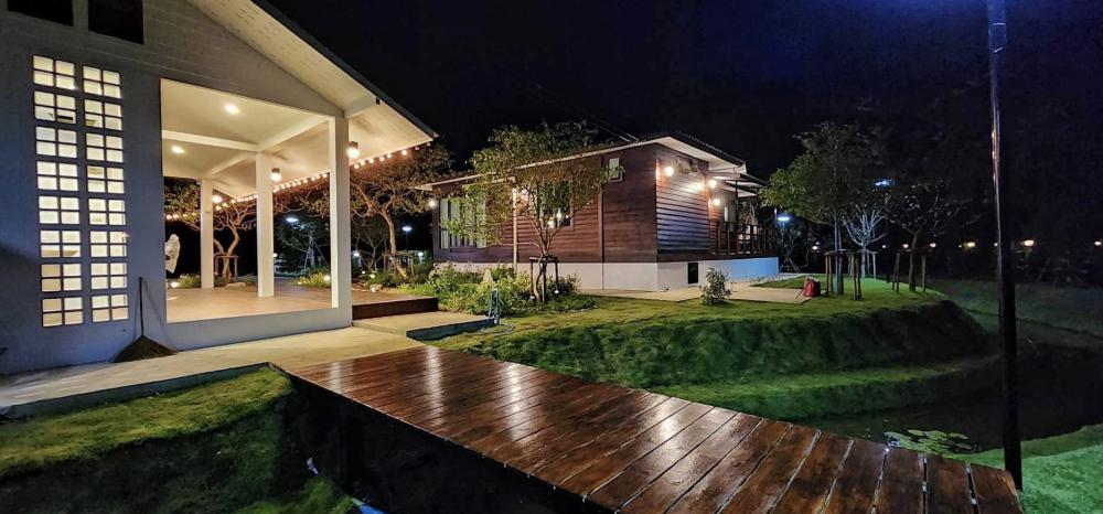 ไอเดียบ้านสวนสวย ล้อมด้วยสวนพื้นที่สีเขียวน่าอยู่มาก รูปที่ 10