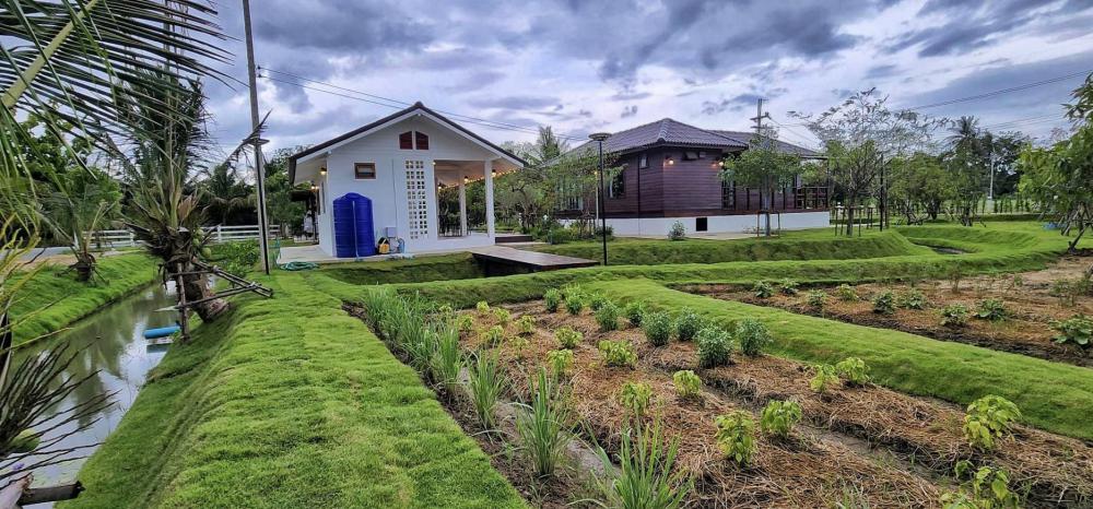 ไอเดียบ้านสวนสวย ล้อมด้วยสวนพื้นที่สีเขียวน่าอยู่มาก รูปที่ 25