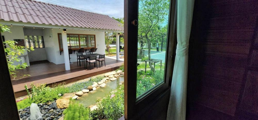 ไอเดียบ้านสวนสวย ล้อมด้วยสวนพื้นที่สีเขียวน่าอยู่มาก รูปที่ 7