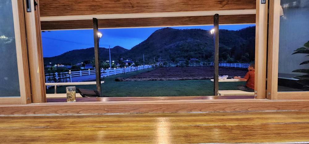 ไอเดียบ้านสวนสวย มีมุมพักผ่อนหลากหลาย รูปที่ 21