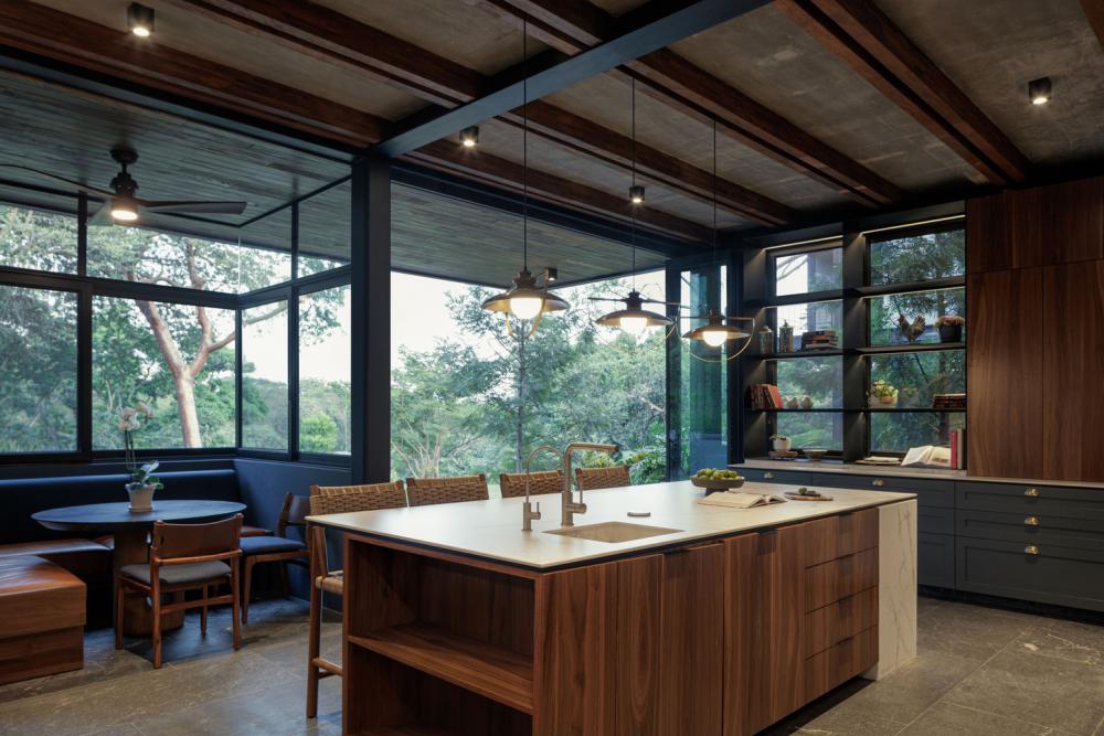 บ้านโมเดิร์นทรงกล่องบนพื้นที่ขนาดใหญ่และมีการจัดสวนที่ลงตัว รูปที่ 16