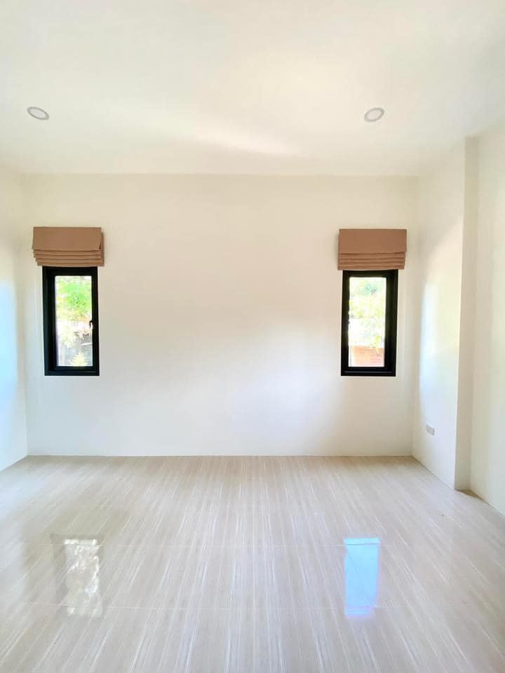 บ้านสไตล์มินิมอลหลังเล็ก ขนาด 2 ห้องนอน 1 ห้องน้ำ รูปที่ 8