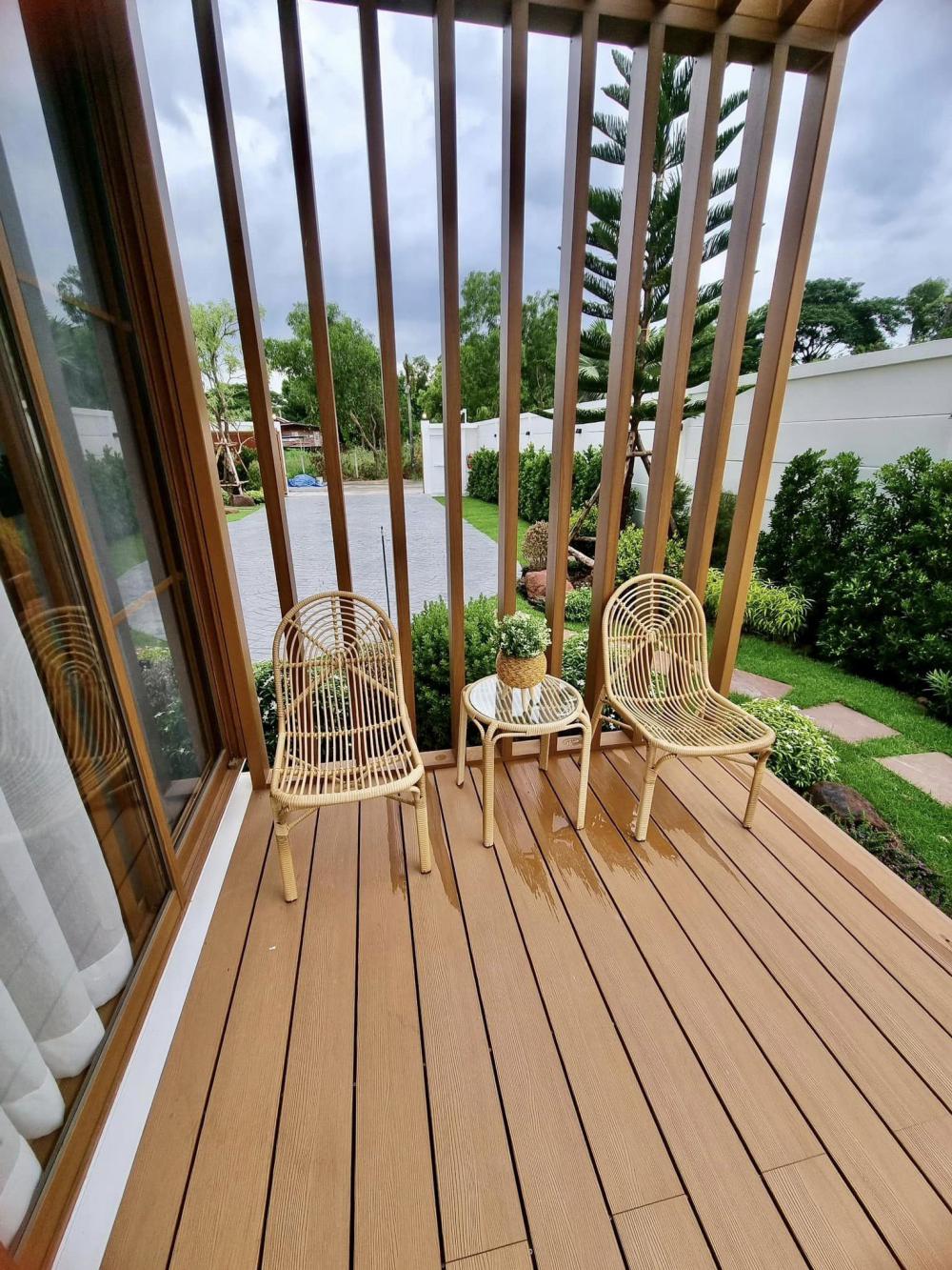 ไอเดียบ้านโมเดิร์นและแต่งสวนสีเขียวรอบบ้าน รูปที่ 14