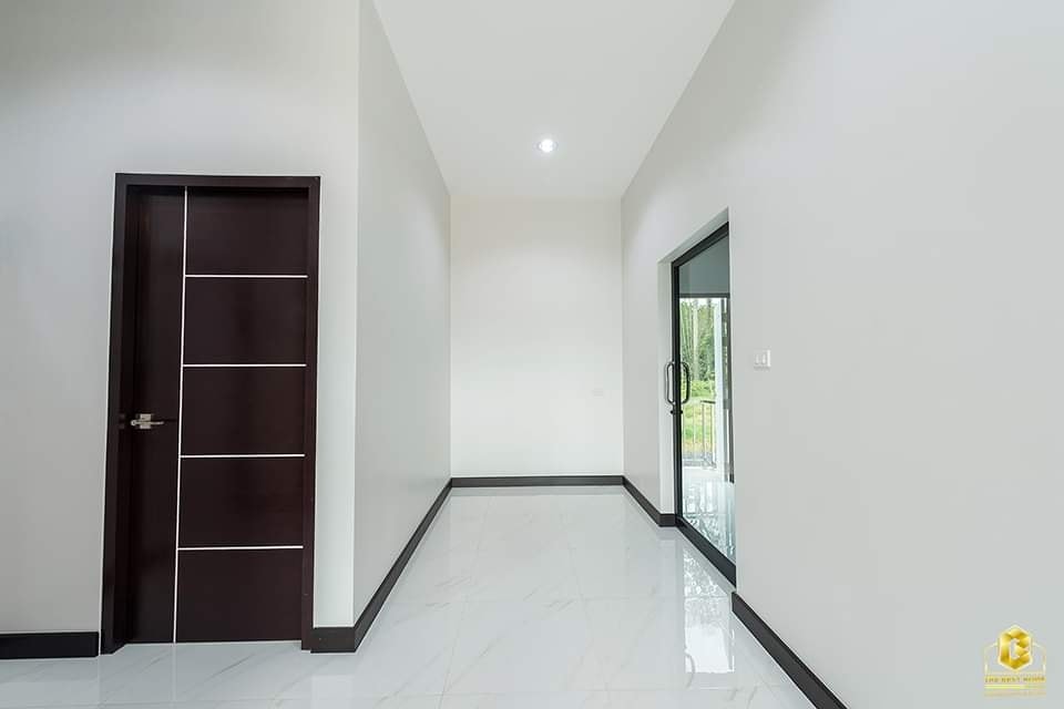 บ้านสไตล์คอนเทมโพลารี่สวยๆ ในสวนยาง ขนาด 4 ห้องนอน 2 ห้องน้ำ รูปที่ 10