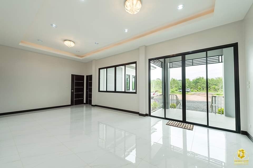 บ้านสไตล์คอนเทมโพลารี่สวยๆ ในสวนยาง ขนาด 4 ห้องนอน 2 ห้องน้ำ รูปที่ 7