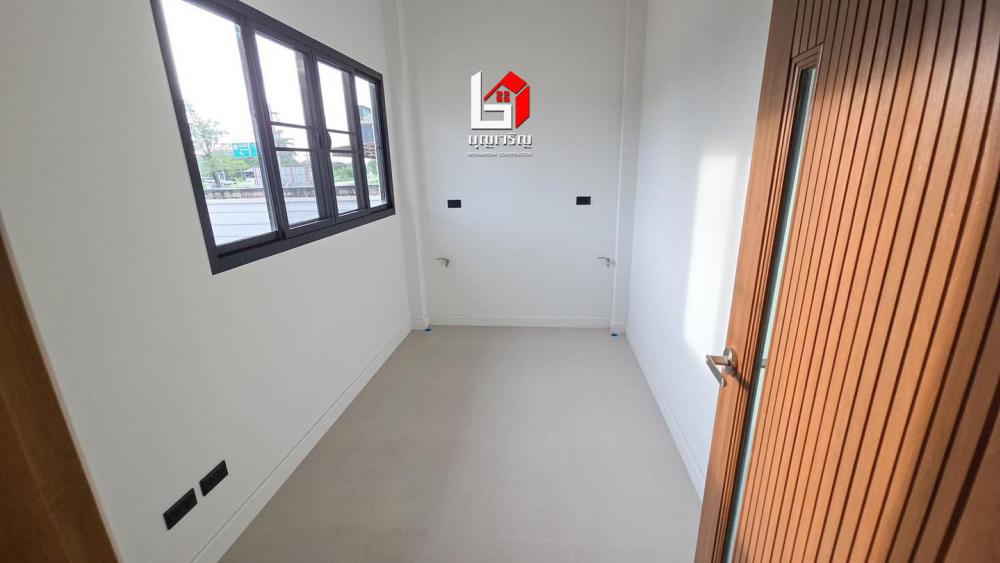 แบบบ้านชั้นเดียว แบบคอนเทมโพรารี่ ขนาด 4 ห้องนอน 5 ห้องน้ำ รูปที่ 15