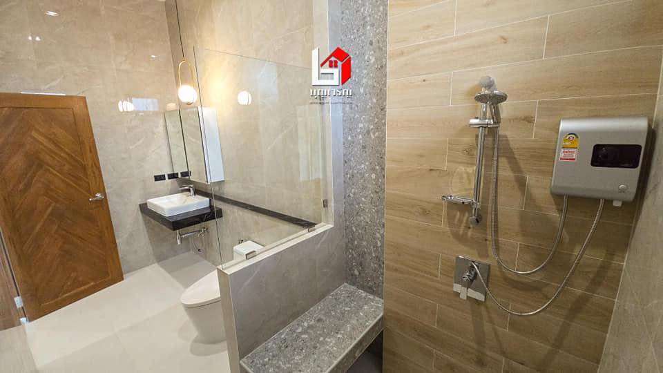 แบบบ้านชั้นเดียว แบบคอนเทมโพรารี่ ขนาด 4 ห้องนอน 5 ห้องน้ำ รูปที่ 26