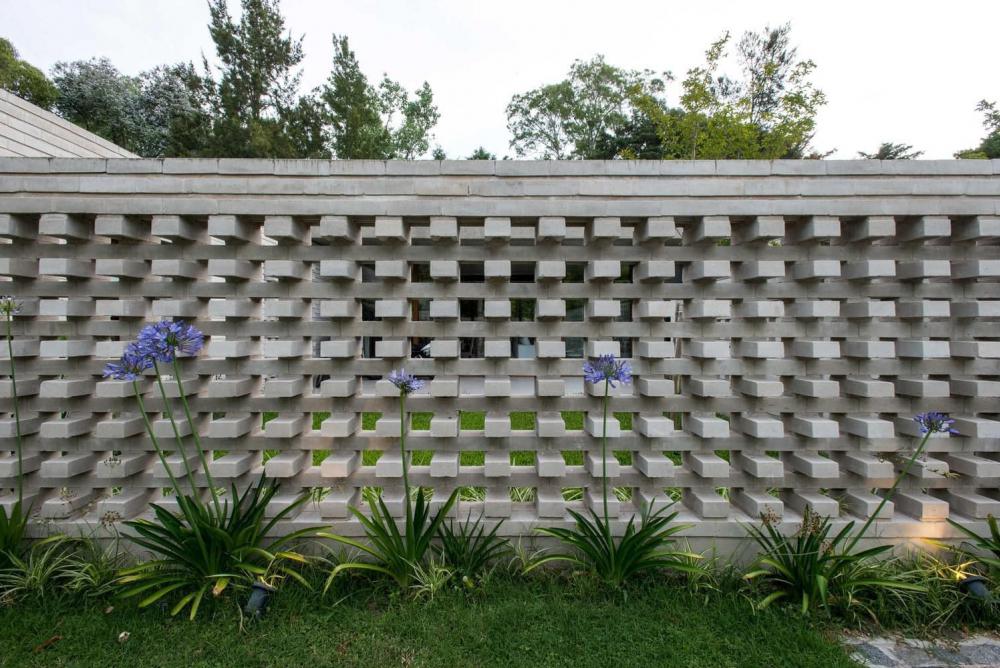 ไอเดียบ้านโมเดิร์นทรงกล่อง และมีสระว่ายน้ำ สถาปนิกต่างประเทศ รูปที่ 13