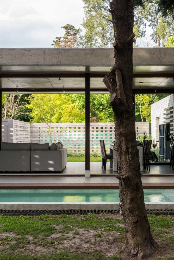 ไอเดียบ้านโมเดิร์นทรงกล่อง และมีสระว่ายน้ำ สถาปนิกต่างประเทศ รูปที่ 3