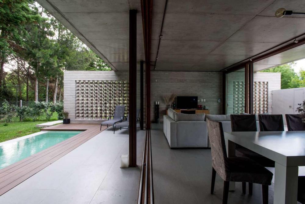 ไอเดียบ้านโมเดิร์นทรงกล่อง และมีสระว่ายน้ำ สถาปนิกต่างประเทศ รูปที่ 4