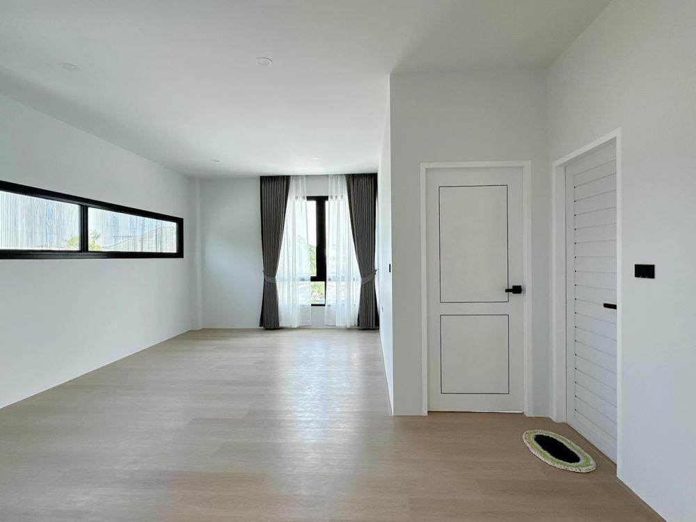 บ้านสวยออกแบบสไตล์ Modern Minimal 3 ห้องนอน + ห้องแต่งตัว, 4 ห้องน้ำ, 3 ที่จอดรถ, ห้องรับแขก, 2 ห้องครัว, ห้องอาหาร, ส่วนพักผ่อน, ห้องเก็บของ, ห้องอเนกประสงค์, พื้นที่สวนในบ้าน ราคา 5.59 ล้านบาท รูปที่ 25