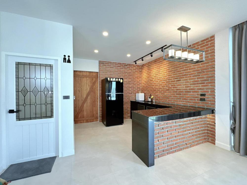 บ้านสวยออกแบบสไตล์ Modern Minimal 3 ห้องนอน + ห้องแต่งตัว, 4 ห้องน้ำ, 3 ที่จอดรถ, ห้องรับแขก, 2 ห้องครัว, ห้องอาหาร, ส่วนพักผ่อน, ห้องเก็บของ, ห้องอเนกประสงค์, พื้นที่สวนในบ้าน ราคา 5.59 ล้านบาท รูปที่ 6