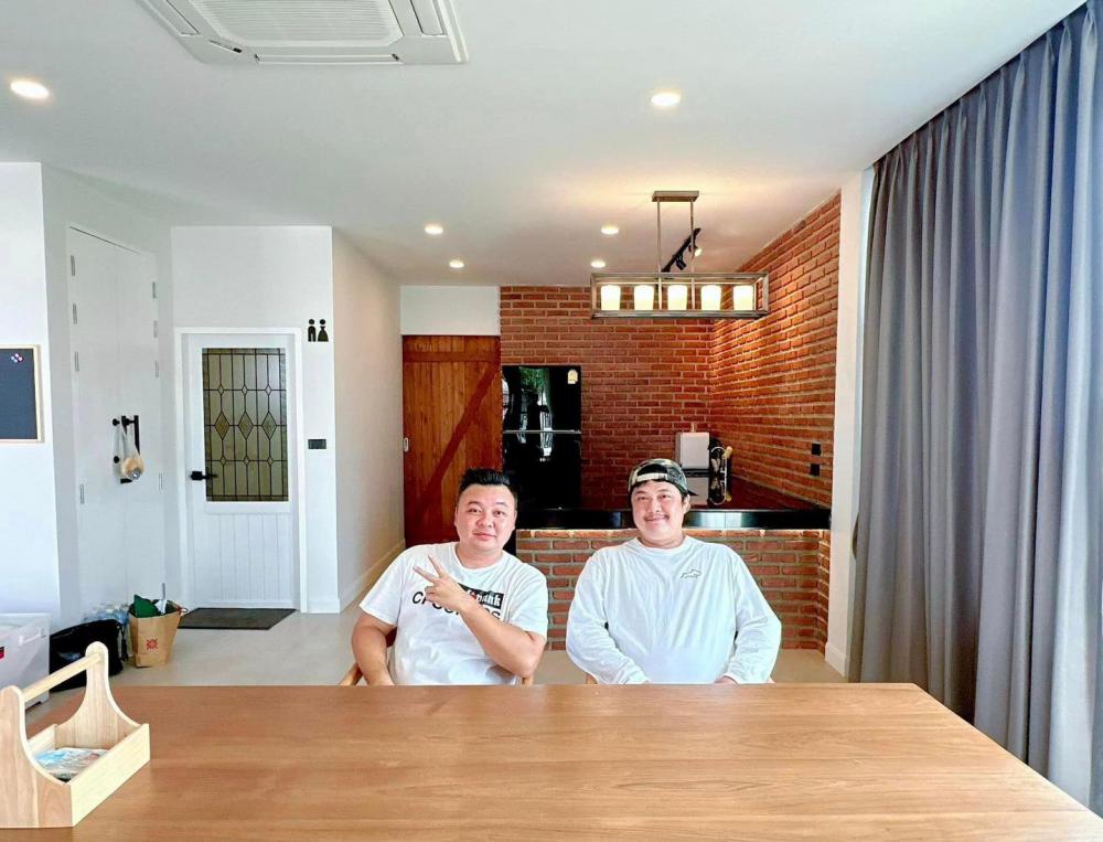 บ้านสวยออกแบบสไตล์ Modern Minimal 3 ห้องนอน + ห้องแต่งตัว, 4 ห้องน้ำ, 3 ที่จอดรถ, ห้องรับแขก, 2 ห้องครัว, ห้องอาหาร, ส่วนพักผ่อน, ห้องเก็บของ, ห้องอเนกประสงค์, พื้นที่สวนในบ้าน ราคา 5.59 ล้านบาท รูปที่ 9