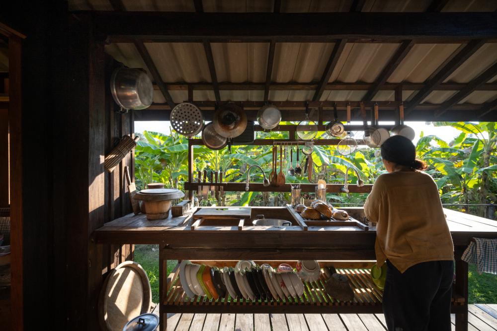 ไอเดียบ้านไม้2ชั้น ชนบทด้านล่างโปร่ง สวยงามอบอุ่นน่าอยู่ รูปที่ 28