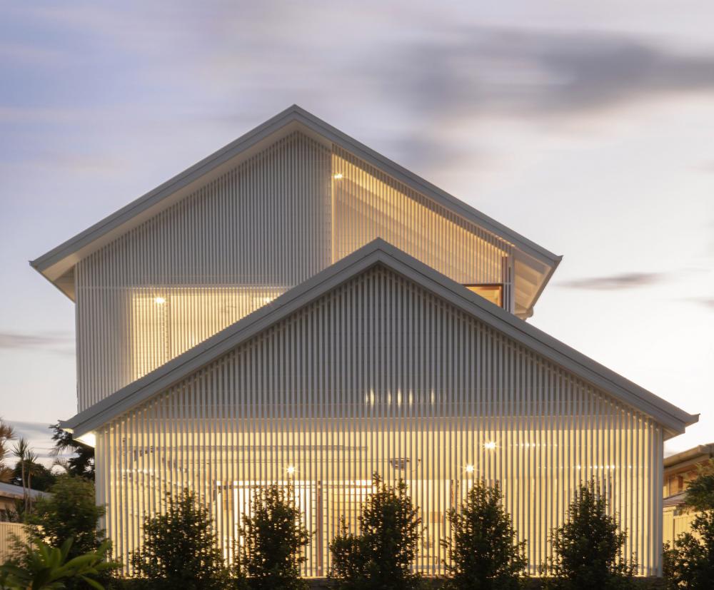 ไอเดียบ้านสวย 2 ชั้นสีขาว รูปที่ 12