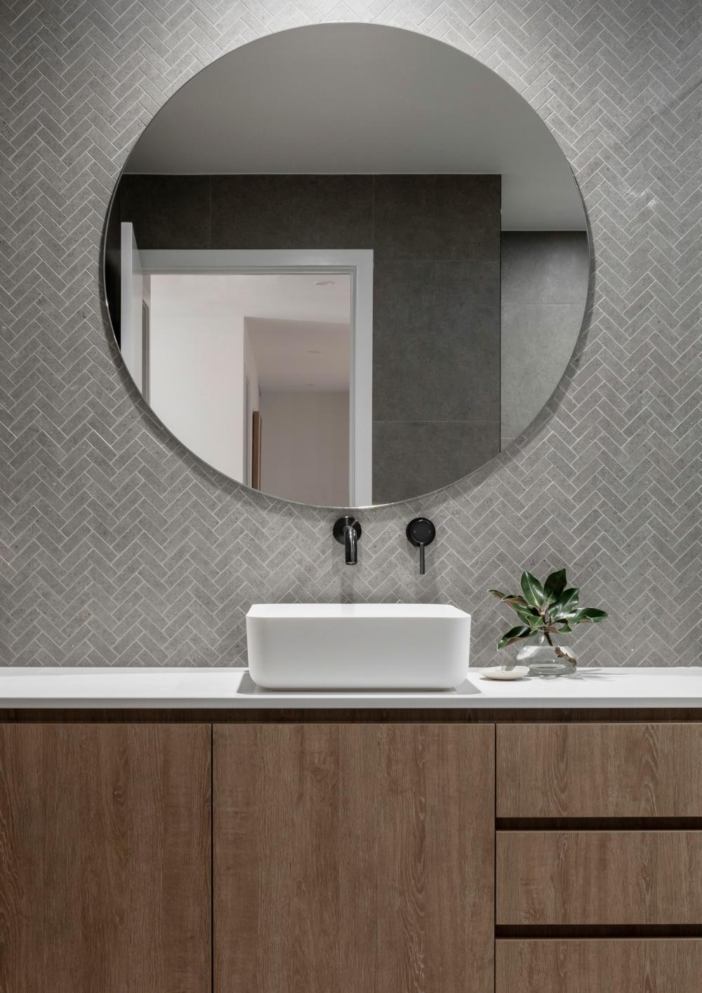 ไอเดียบ้านสวย 2 ชั้นสีขาว รูปที่ 13