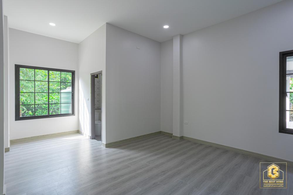 บ้านสไตล์คอนเทมโพรารี่ ขนาด 3 ห้องนอน 3 ห้องน้ำ พื้นที่รวม 212 ตร.ม. รูปที่ 12