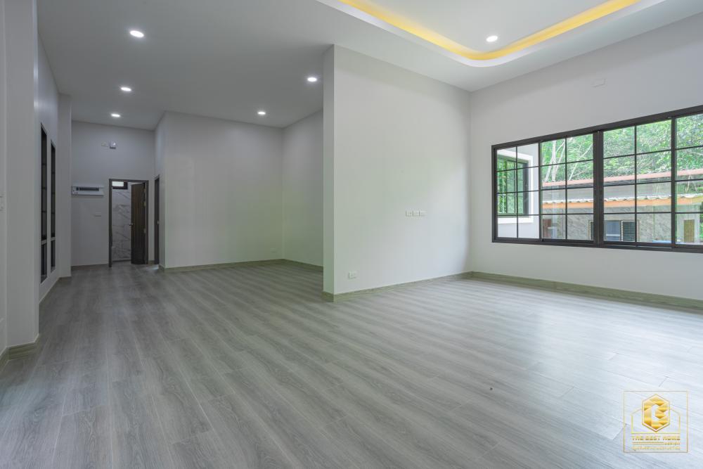 บ้านสไตล์คอนเทมโพรารี่ ขนาด 3 ห้องนอน 3 ห้องน้ำ พื้นที่รวม 212 ตร.ม. รูปที่ 17