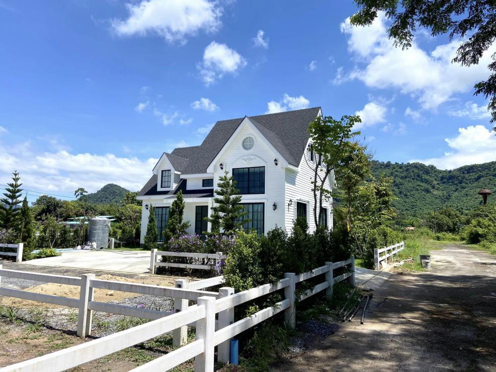 ไอเดียบ้านชั้นครึ่งวิวเขาเหมือนอยู่ต่างประเทศ รูปที่ 20