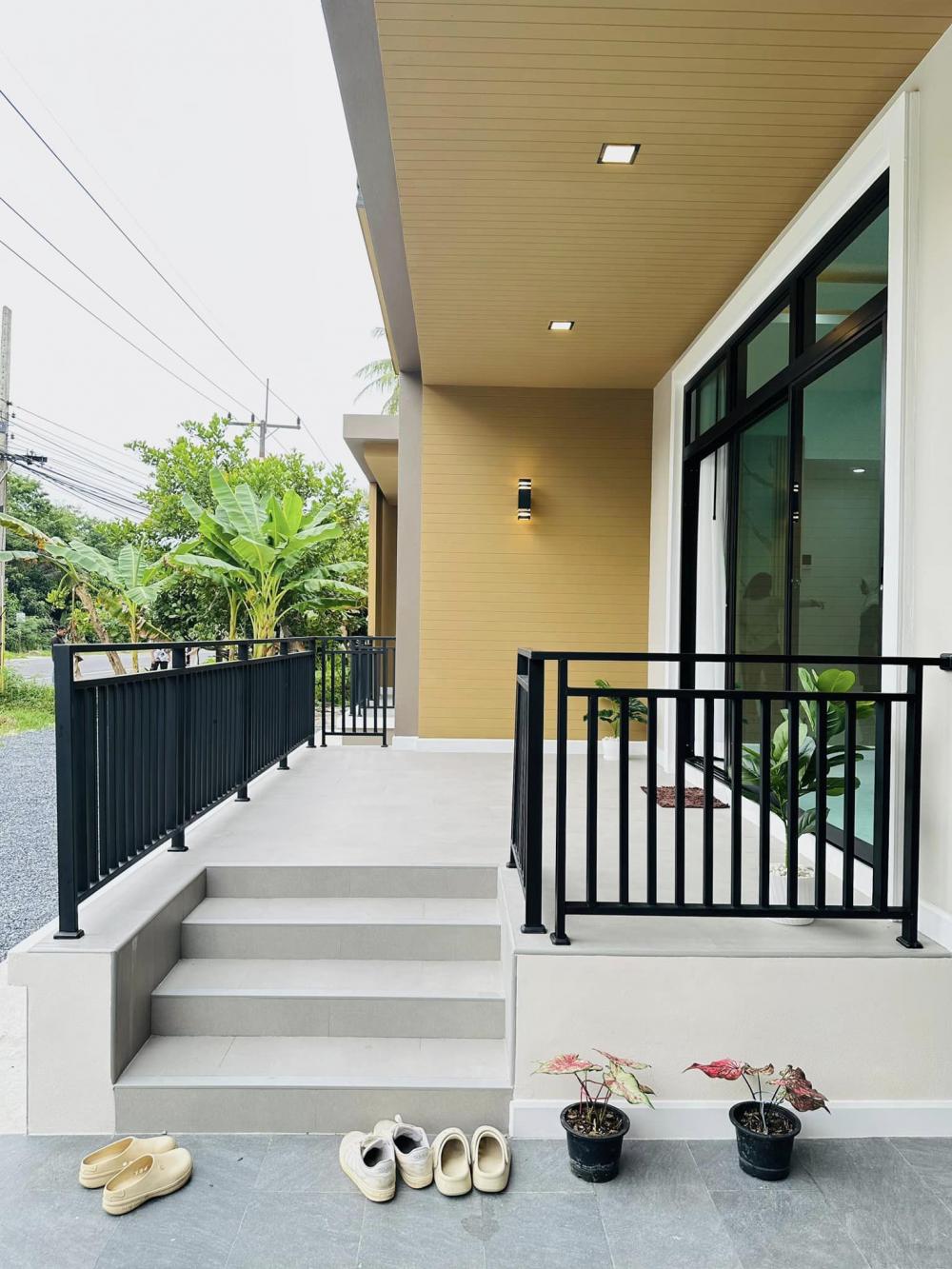 บ้านโมเดิร์นชั้นเดียวตกแต่งบิ้วอินน่าอยู่ ขนาด 3 ห้องนอน 2 ห้องน้ำ รูปที่ 8