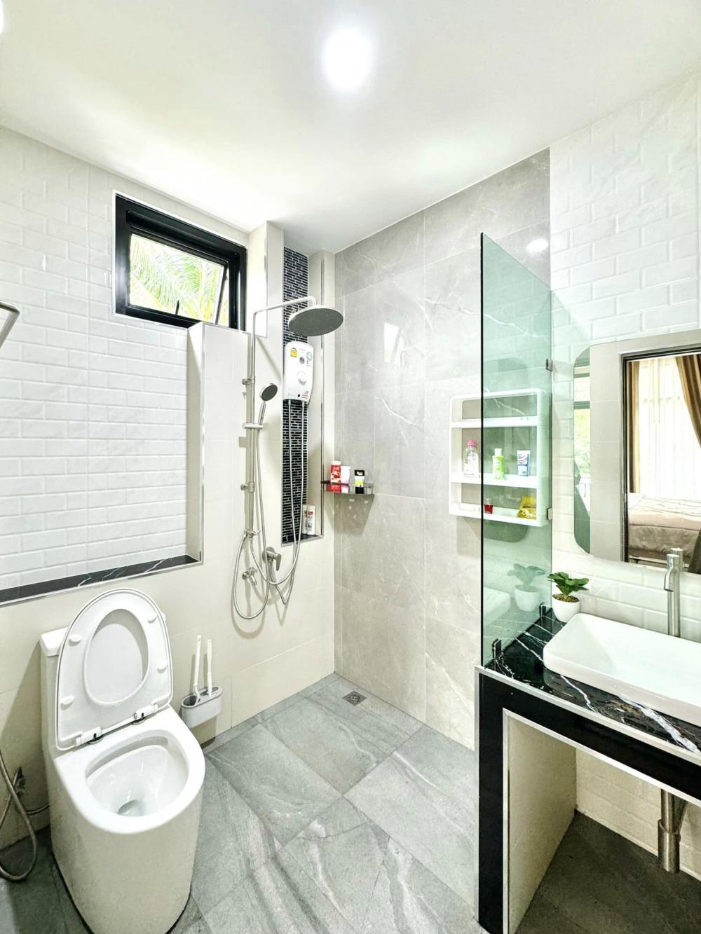 บ้านโมเดิร์นชั้นเดียวตกแต่งบิ้วอินน่าอยู่ ขนาด 3 ห้องนอน 2 ห้องน้ำ รูปที่ 11