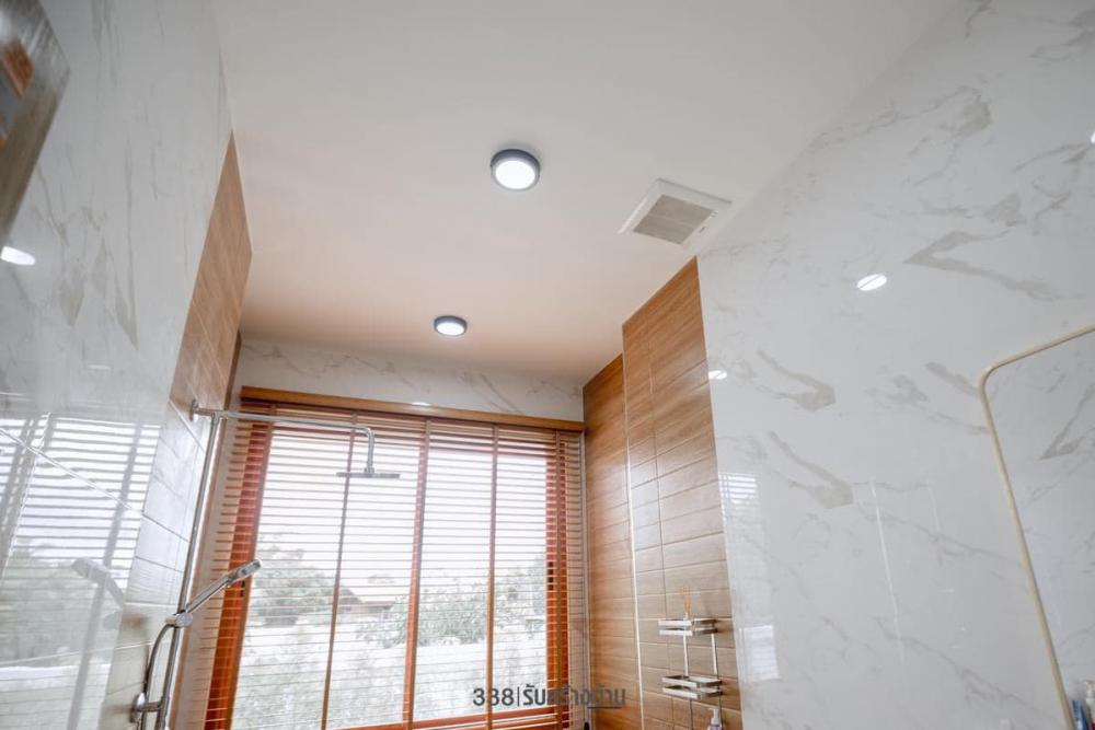 บ้านนอร์ดิกมินิมอล ขนาด 3 ห้องนอน 3 ห้องน้ำ 2 ที่จอดรถยต์ จัดสวนและทางเดือนเข้าบ้านได้สวยน่ารัก รูปที่ 13
