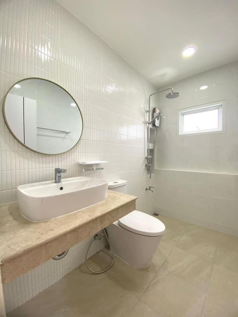 บ้านชั้นครึ่งในสไตล์มินิมอล 3 ห้องนอน 3 ห้องน้ำ รูปที่ 17