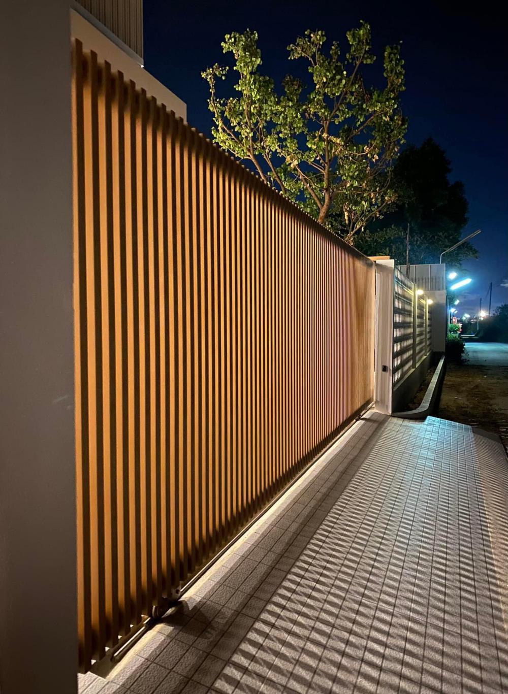 ไอเดียบ้านสองชั้นมินิมอล และรั้วมินิมอล ใช้เวลาสร้าง 1 ปี 3 เดือน รูปที่ 14