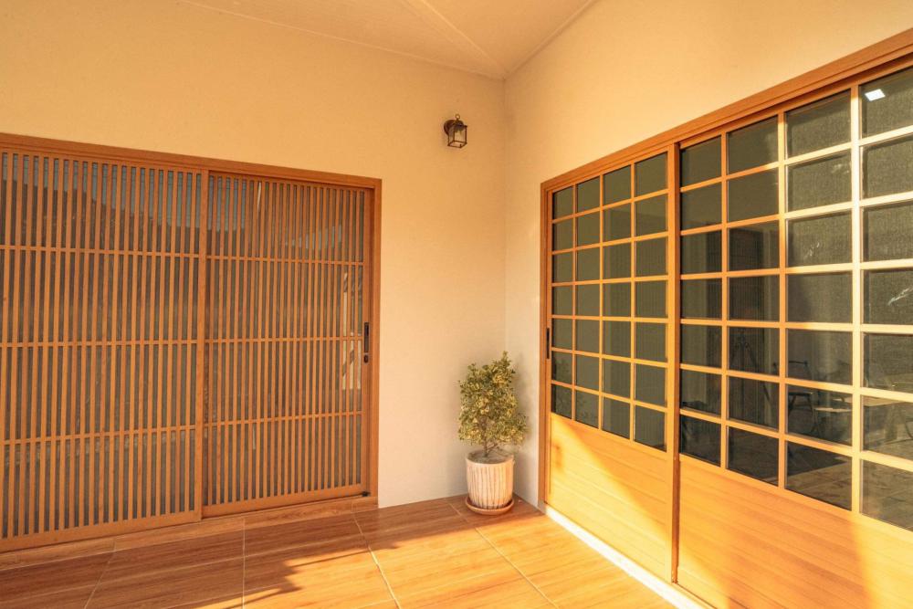 บ้านญี่ปุ่นมินิมอล JAPANESE HOUSE มีระเบียงข้างบ้าน ขนาด 3 ห้องนอน 3 ห้องน้ำ รูปที่ 16