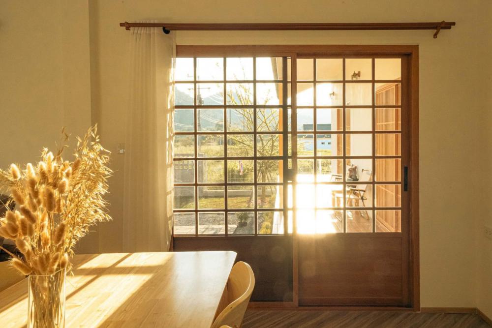 บ้านญี่ปุ่นมินิมอล JAPANESE HOUSE มีระเบียงข้างบ้าน ขนาด 3 ห้องนอน 3 ห้องน้ำ รูปที่ 6