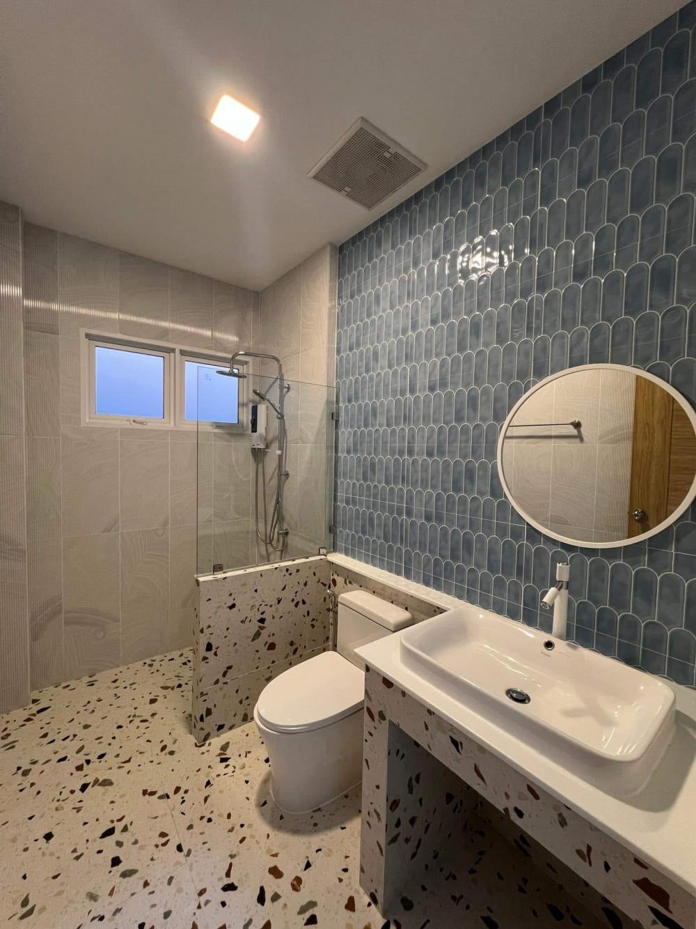 บ้านพักอาศัย 2ชั้น สไตล์สไตล์ทรอปิคอล ขนาด 3 ห้องนอน 4 ห้องน้ำ พื้นที่ใช้สอย 416 ตร.ม. รูปที่ 25