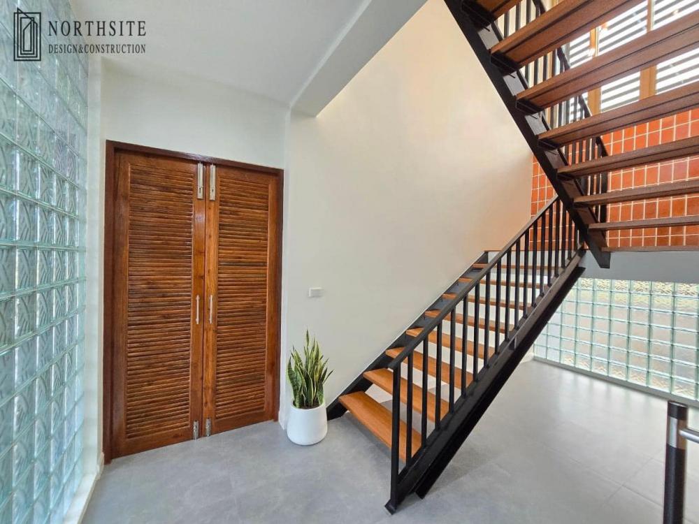 บ้านพักอาศัย 2ชั้น สไตล์สไตล์ทรอปิคอล ขนาด 3 ห้องนอน 4 ห้องน้ำ พื้นที่ใช้สอย 416 ตร.ม. รูปที่ 10