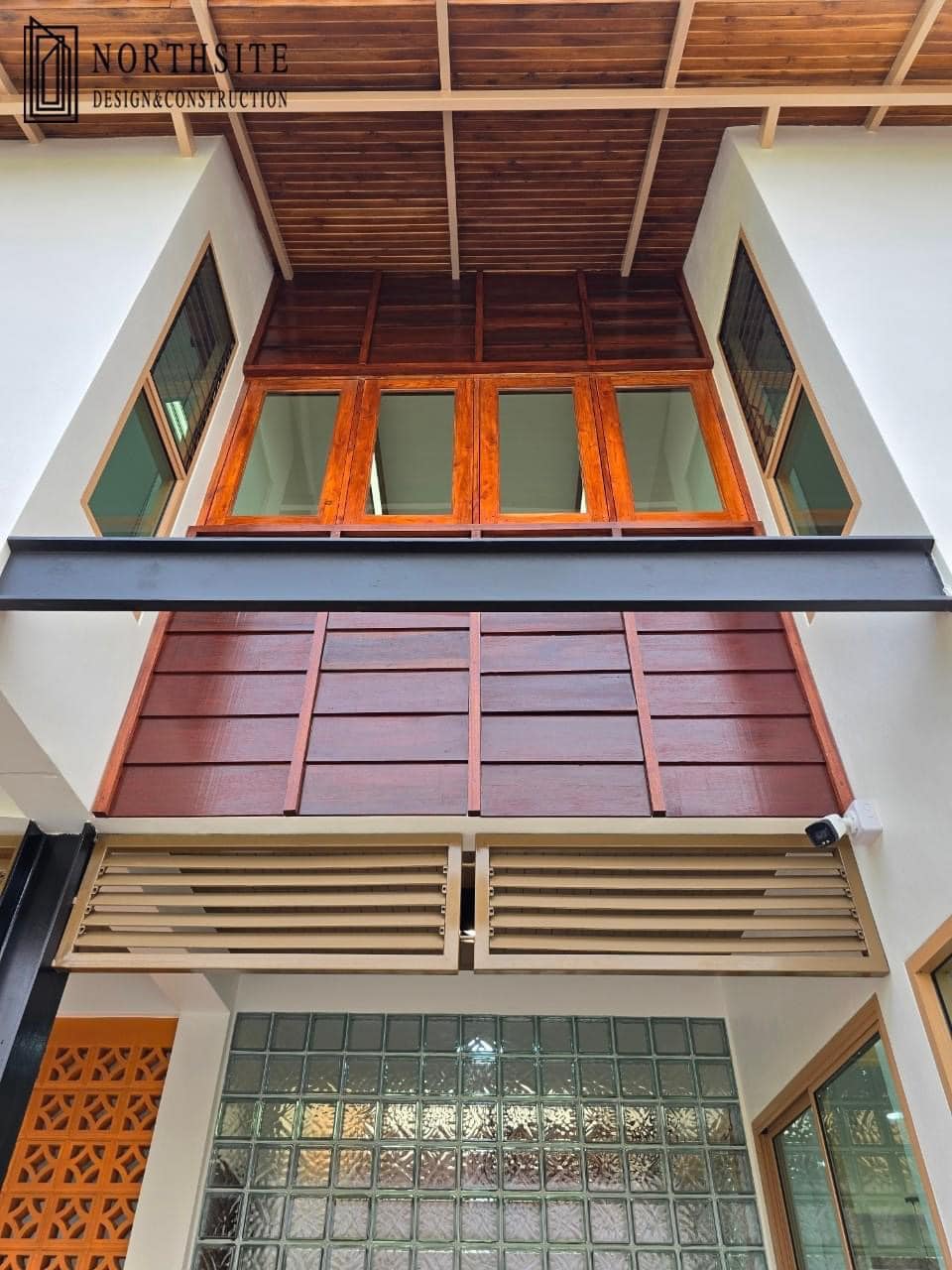 บ้านพักอาศัย 2ชั้น สไตล์สไตล์ทรอปิคอล ขนาด 3 ห้องนอน 4 ห้องน้ำ พื้นที่ใช้สอย 416 ตร.ม. รูปที่ 9