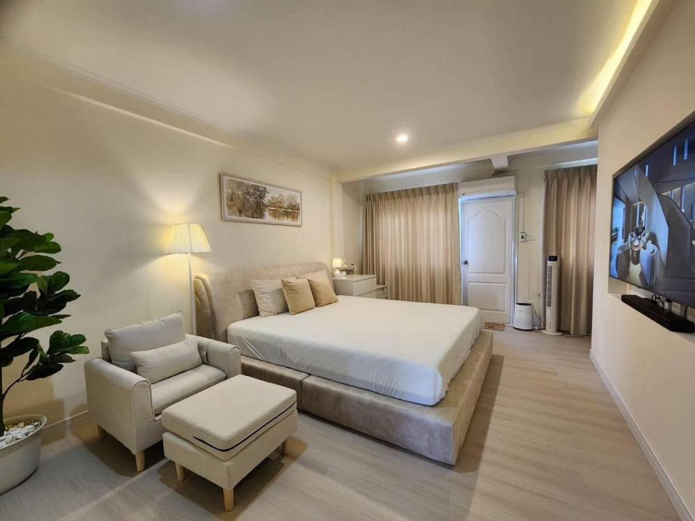 ไอเดียรีโนเวททาวน์โฮมเก่าอายุกว่า 30 ปี กลายเป็นบ้านสไตล์มินิมอล รูปที่ 20