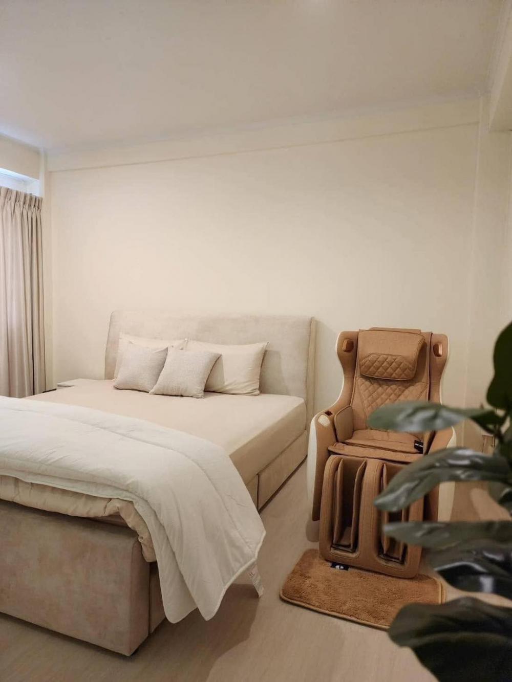 ไอเดียรีโนเวททาวน์โฮมเก่าอายุกว่า 30 ปี กลายเป็นบ้านสไตล์มินิมอล รูปที่ 21