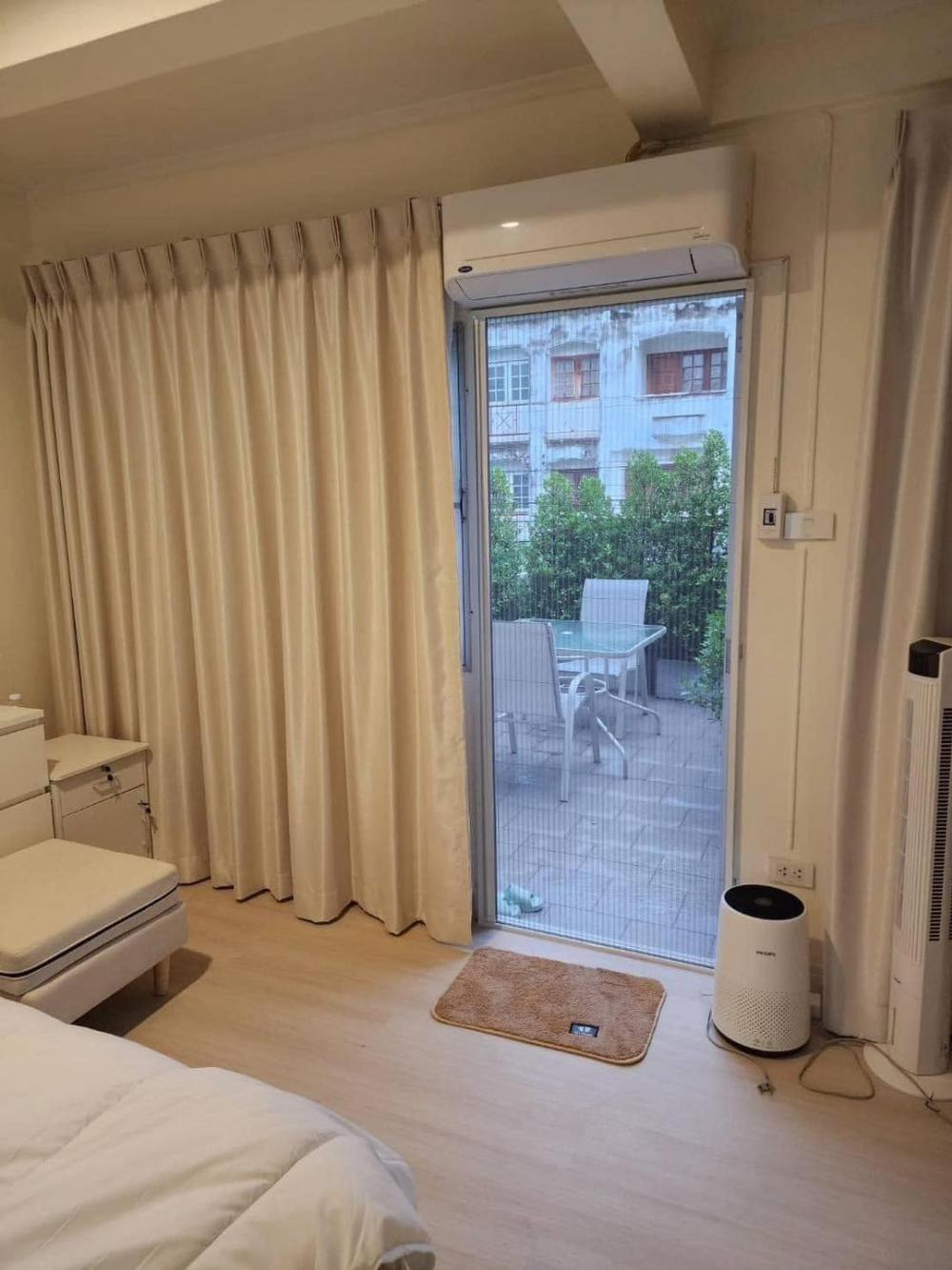 ไอเดียรีโนเวททาวน์โฮมเก่าอายุกว่า 30 ปี กลายเป็นบ้านสไตล์มินิมอล รูปที่ 25